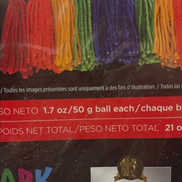 Red Heart Super Saver - 12 Mini Yarn Balls for Arts and Crafts Crochet Knitting - Picture 7 of 8